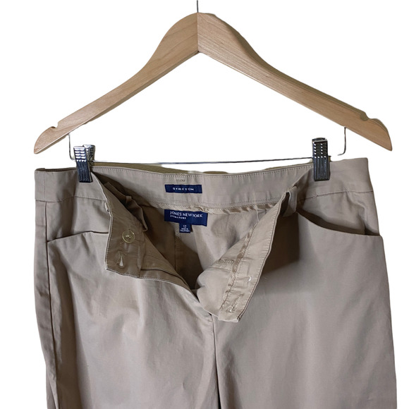 Jones New York Women's kaki Chino Pants Flat Front Straight Leg Size 12 - Picture 6 of 9